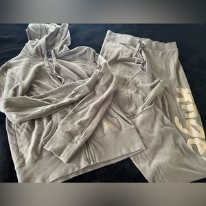 Victoria’s Secret Comfy Angel Sweatshirt and Sweatpants Set